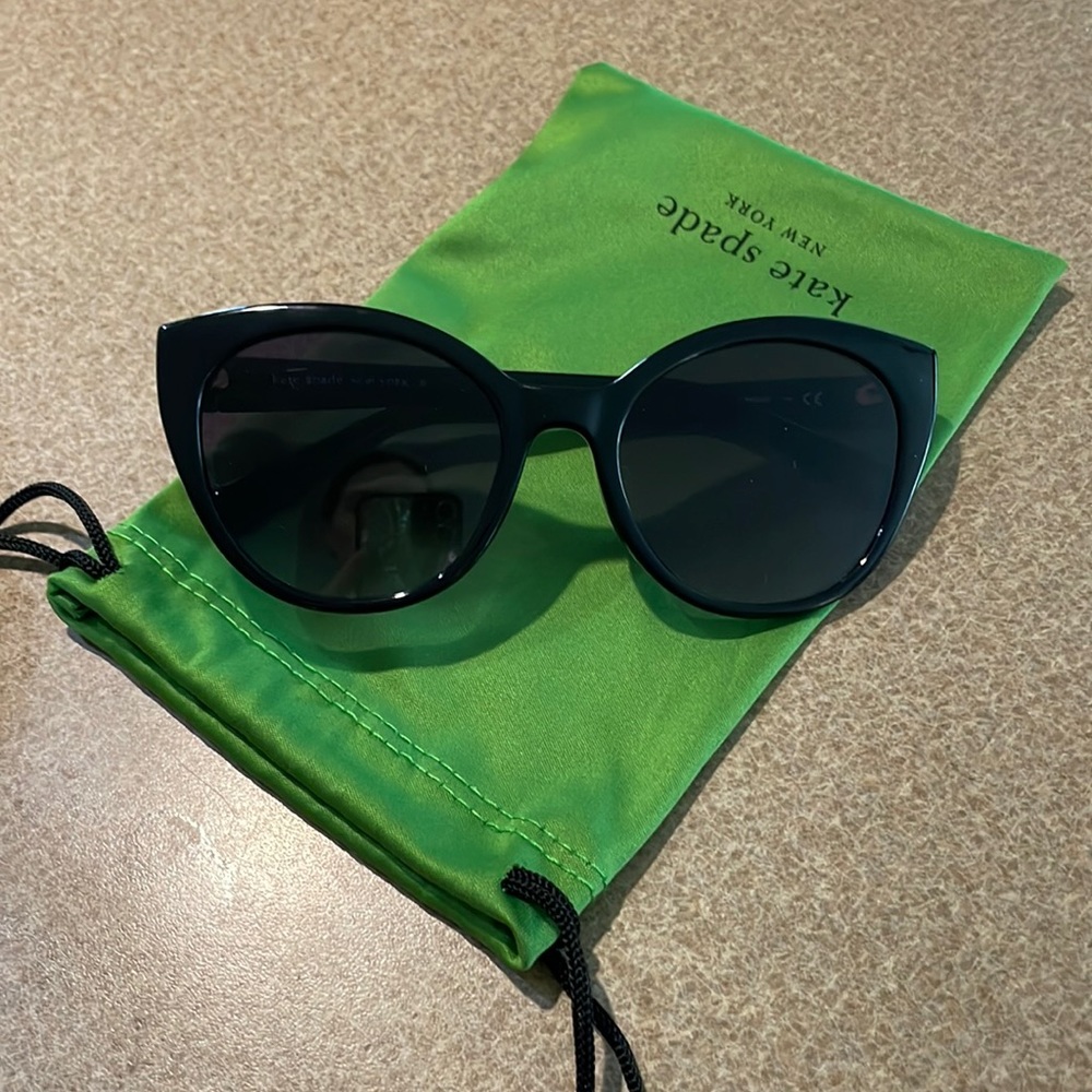 Black Samantha Kate Spade sunglasses